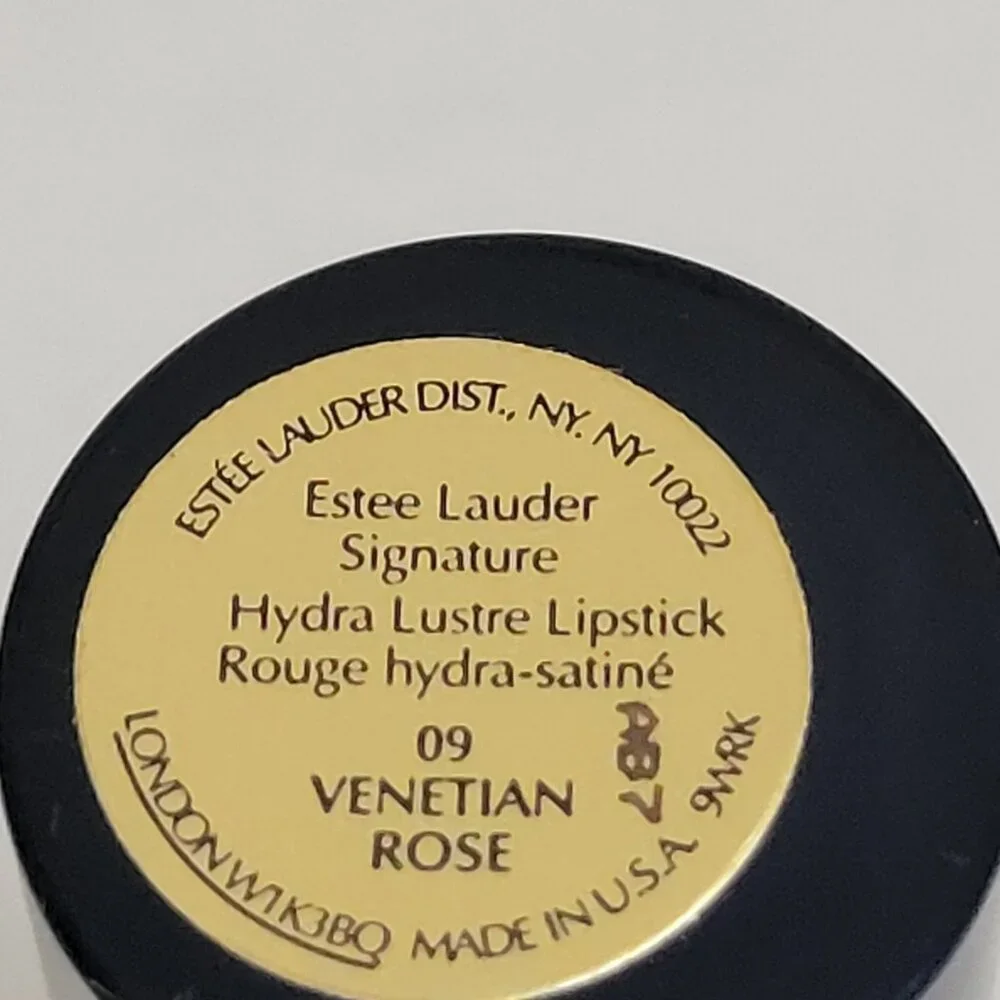 Estee Lauder Signature Hydra Lustre Lipstick 09 VENETIAN ROSE Full Size New RARE